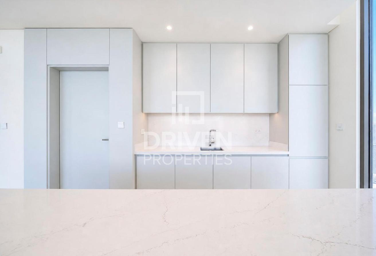 Landscaped | Full Lagoon View | Modern Style photo 9