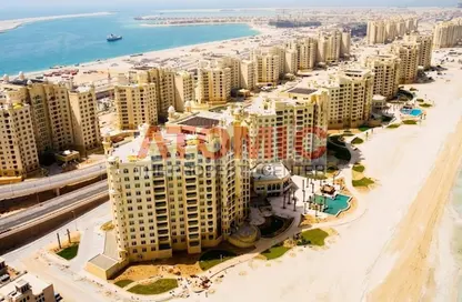 Apartment - 2 Bedrooms - 3 Bathrooms for rent in Al Hallawi - Shoreline Apartments - Palm Jumeirah - Dubai