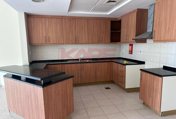 1 BR With Balcony Close to Metro and Pavilion