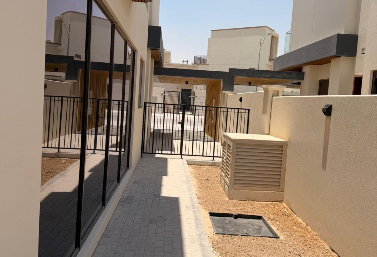 6BR Villa | Lagoon Views | Huge Layout photo 5