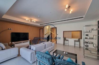 Villa - 5 Bedrooms - 6 Bathrooms for rent in 180 Degrees Villas - Liwan - Dubai Villa - 5 Bedrooms - 6 Bathrooms for rent in 180 Degrees Villas - Liwan - Dubai