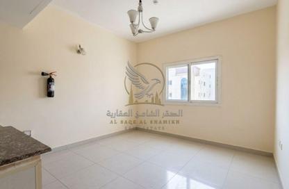 Apartment - Studio - 1 for rent in Al Qulaya'ah - Al Sharq - Sharjah