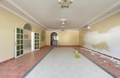 Villa - 5 Bedrooms - 5 Bathrooms for rent in Al Qarain - Sharjah