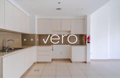Apartment - 2 - 2 for sale in Hayat Boulevard 1B - Hayat Boulevard 1 - Hayat Boulevard - Town Square - Dubai