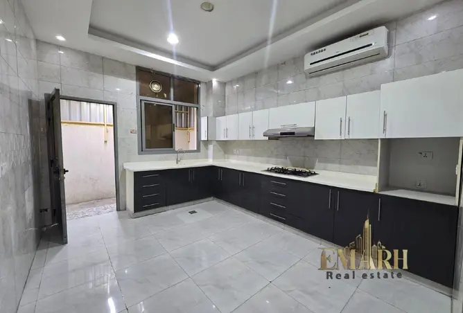158239854 - Property Image 3