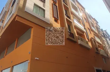 عمارة بالكامل - 8 غرف نوم - 2 حمامات للبيع في التله 2 - عجمان