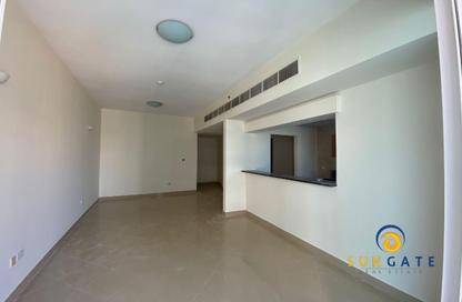Apartment - 2 Bedrooms - 2 Bathrooms for rent in Hub Canal 2 - Hub Golf View Apartments - Dubai Sports City - Dubai