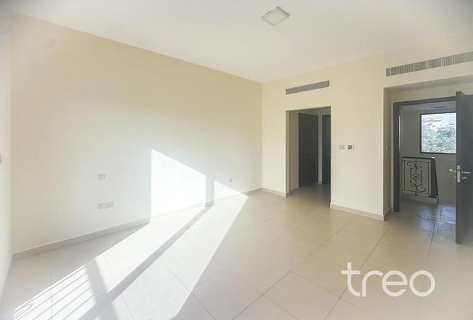 70287137 - صورة العقار 3