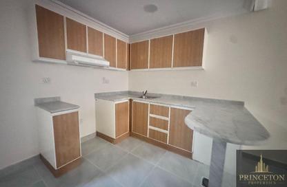 Apartment - 1 Bedroom - 2 Bathrooms for rent in Golden Sands 12 - Mankhool - Bur Dubai - Dubai