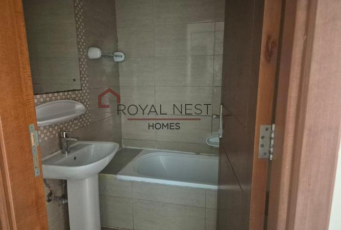 Opposite Souq Extra| Balcony |Ready to Move photo 3