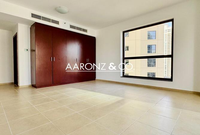 81925077 - Property Image 3