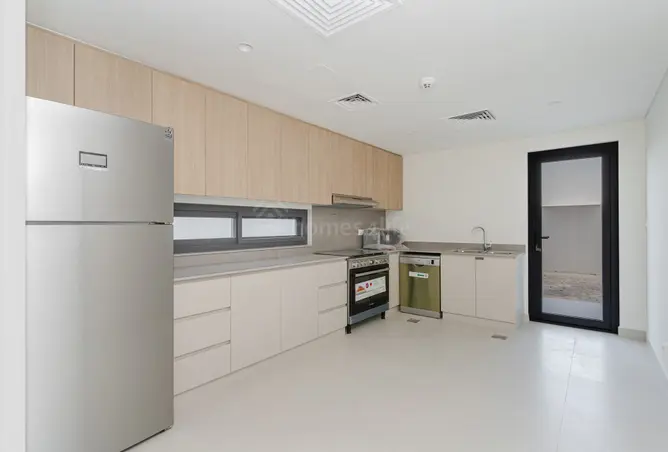 155083727 - Property Image 3