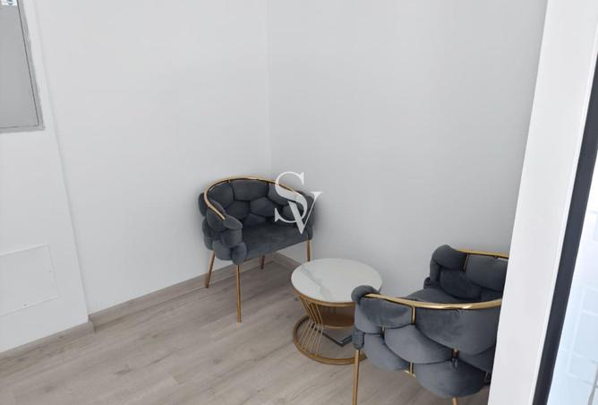 98253371 - Property Image 2