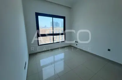 شقة - غرفة نوم - 2 حمامات للايجار في منازل الرفاعة 03 - الرفاعة - بر دبي - دبي