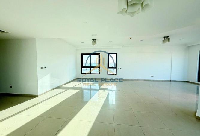 70671386 - صورة العقار 3