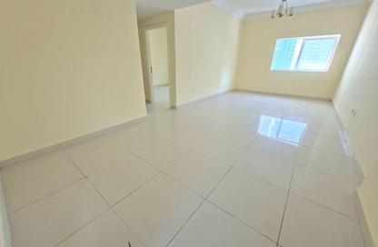 Apartment - 2 Bedrooms - 2 Bathrooms for rent in Al Khan Corniche - Al Khan - Sharjah