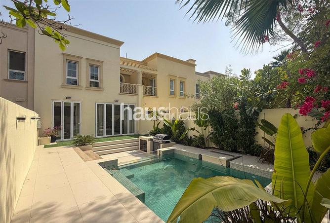 65553212 - Property Main Image