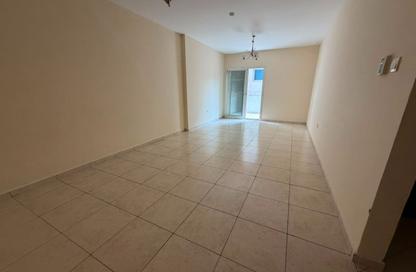 Apartment - 1 - 2 for rent in Al Nahda Residential Complex - Al Nahda - Sharjah