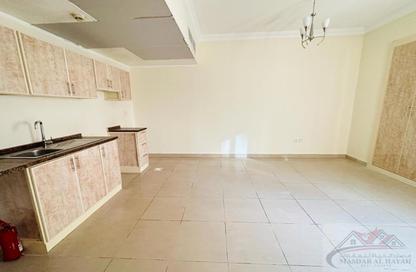 Apartment - Studio - 1 for rent in Al Nahda Residential Complex - Al Nahda - Sharjah Apartment - Studio - 1 for rent in Al Nahda Residential Complex - Al Nahda - Sharjah