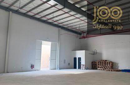 Warehouse - Studio - 1 for rent in Umm Al Thuoob - Umm Al Quwain