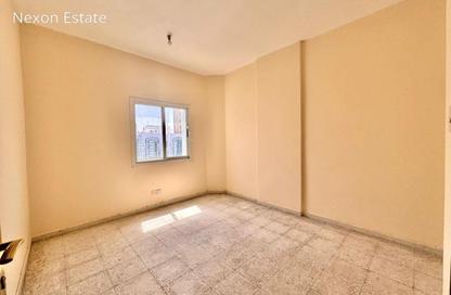 Apartment - 2 Bedrooms - 2 Bathrooms for rent in Shabiya 12 - Shabiya - Mussafah - Abu Dhabi