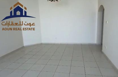 Apartment - 2 Bedrooms - 2 Bathrooms for sale in Palm Tower 1 - Palm Towers - Al Majaz - Sharjah