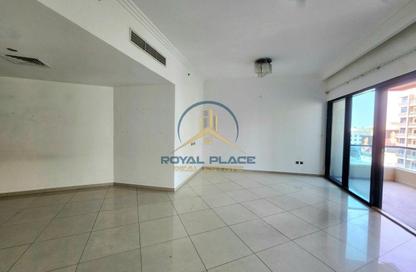 Apartment - 2 Bedrooms - 3 Bathrooms for rent in Al Reffa - Al Raffa - Bur Dubai - Dubai