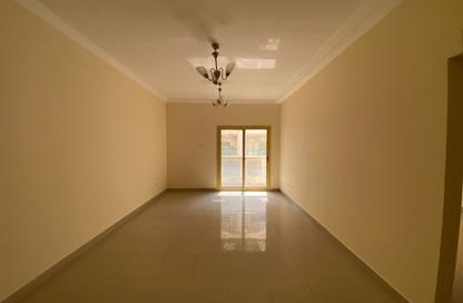 Apartment - 1 - 1 for rent in Qasimia 10 building - Al Mahatta - Al Qasimia - Sharjah