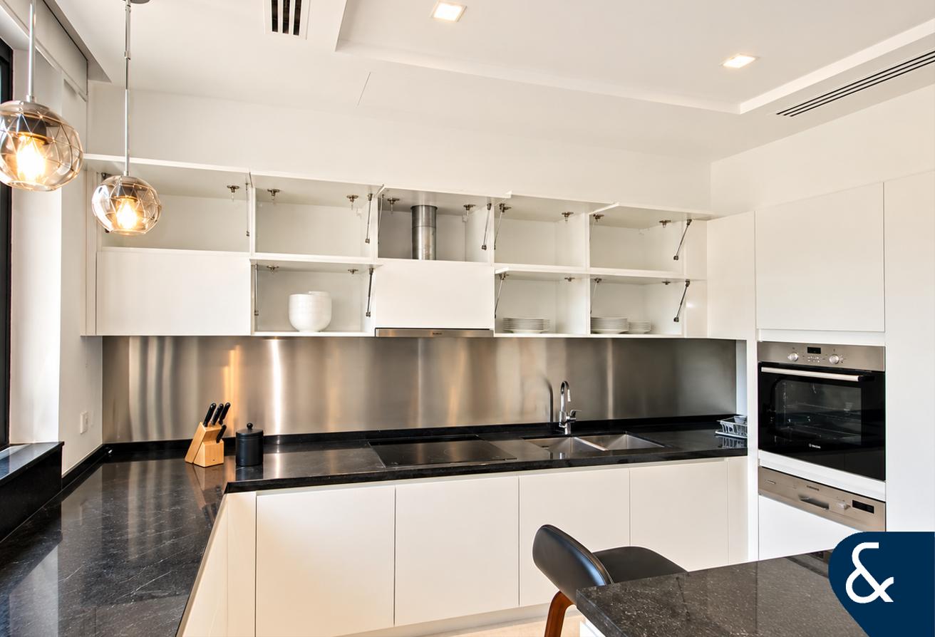 4 Bedroom | Furnished | Largest Plot photo 11
