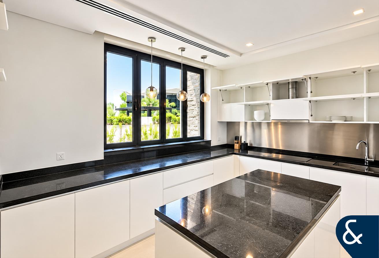 4 Bedroom | Furnished | Largest Plot photo 10