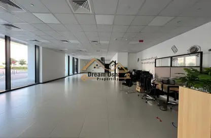 Shop - Studio - 2 Bathrooms for rent in Oud Metha - Bur Dubai - Dubai Shop - Studio - 2 Bathrooms for rent in Oud Metha - Bur Dubai - Dubai