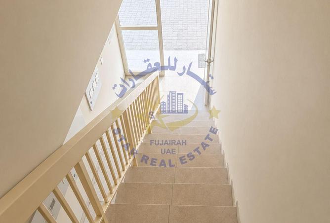 127006853 - Property Image 2
