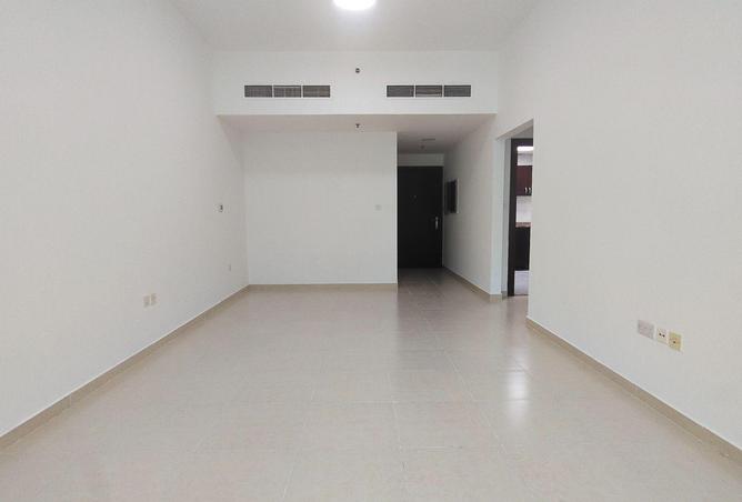 105120380 - Property Image 2