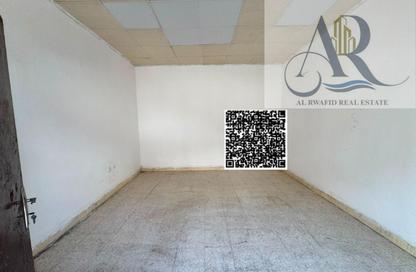 Staff Accommodation - Studio - 7+ for rent in SG 10 Building - Industrial Area 10 - Sharjah Industrial Area - Sharjah
