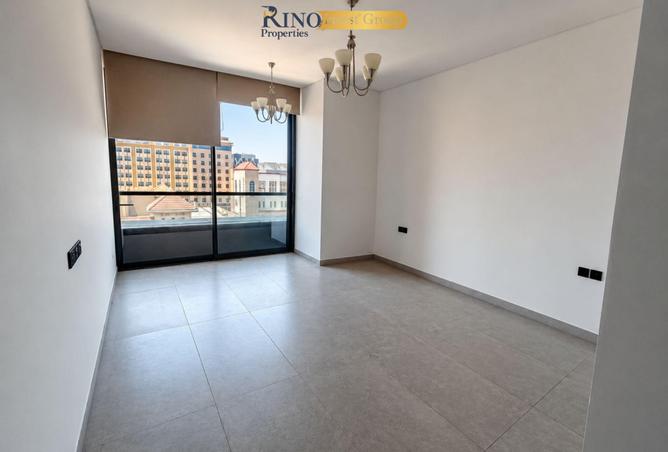 142842154 - Property Image 3