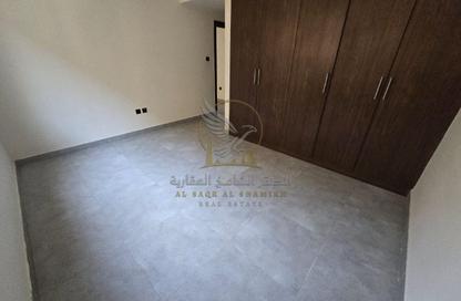 Apartment - 1 Bedroom - 2 Bathrooms for rent in Al Khan Lagoon - Al Khan - Sharjah