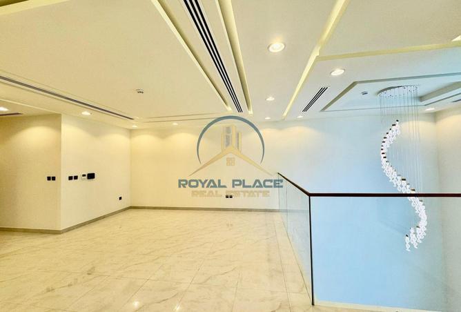 94447563 - Property Main Image