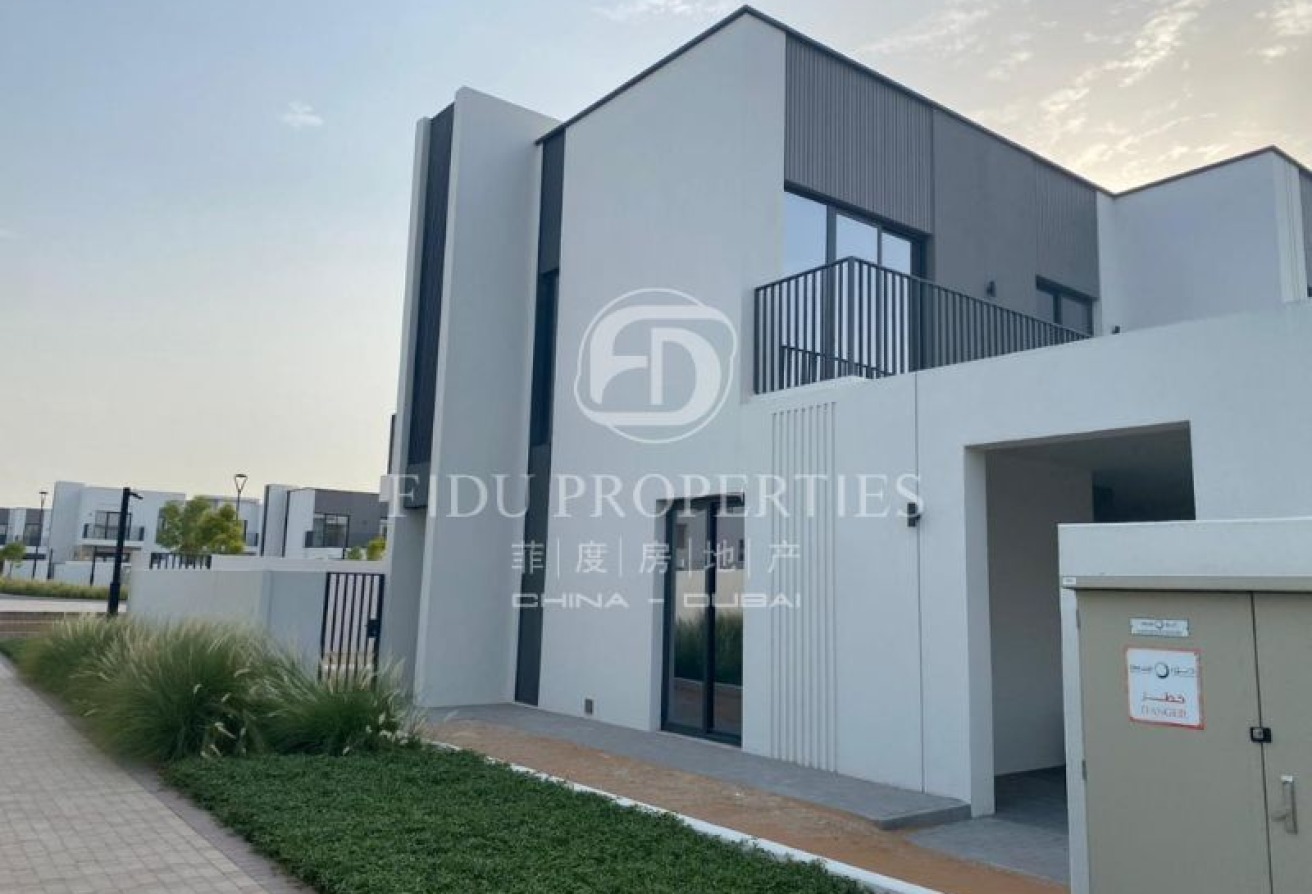 4BR Villa | Landscaped Garden | Near to Amenities