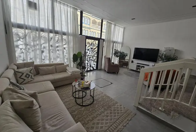 103245355 - Property Image 2