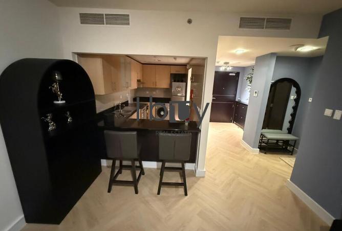 141913607 - Property Image 3