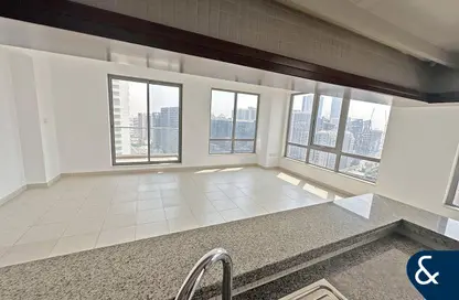 Apartment - 1 Bedroom - 2 Bathrooms for rent in South Ridge 5 - South Ridge - Downtown Dubai - Dubai