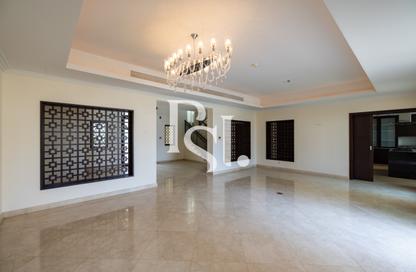 Villa - 4 - 6 for sale in St. Regis - Saadiyat Beach - Saadiyat Island - Abu Dhabi Villa - 4 - 6 for sale in St. Regis - Saadiyat Beach - Saadiyat Island - Abu Dhabi