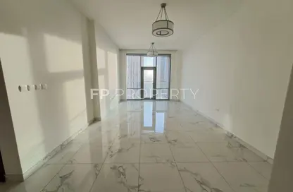 شقة - 2 غرف نوم - 2 حمامات للايجار في آمنة - مدينة الحبتور - الخليج التجاري - دبي