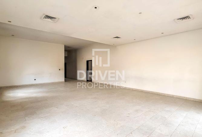 91821554 - Property Image 3
