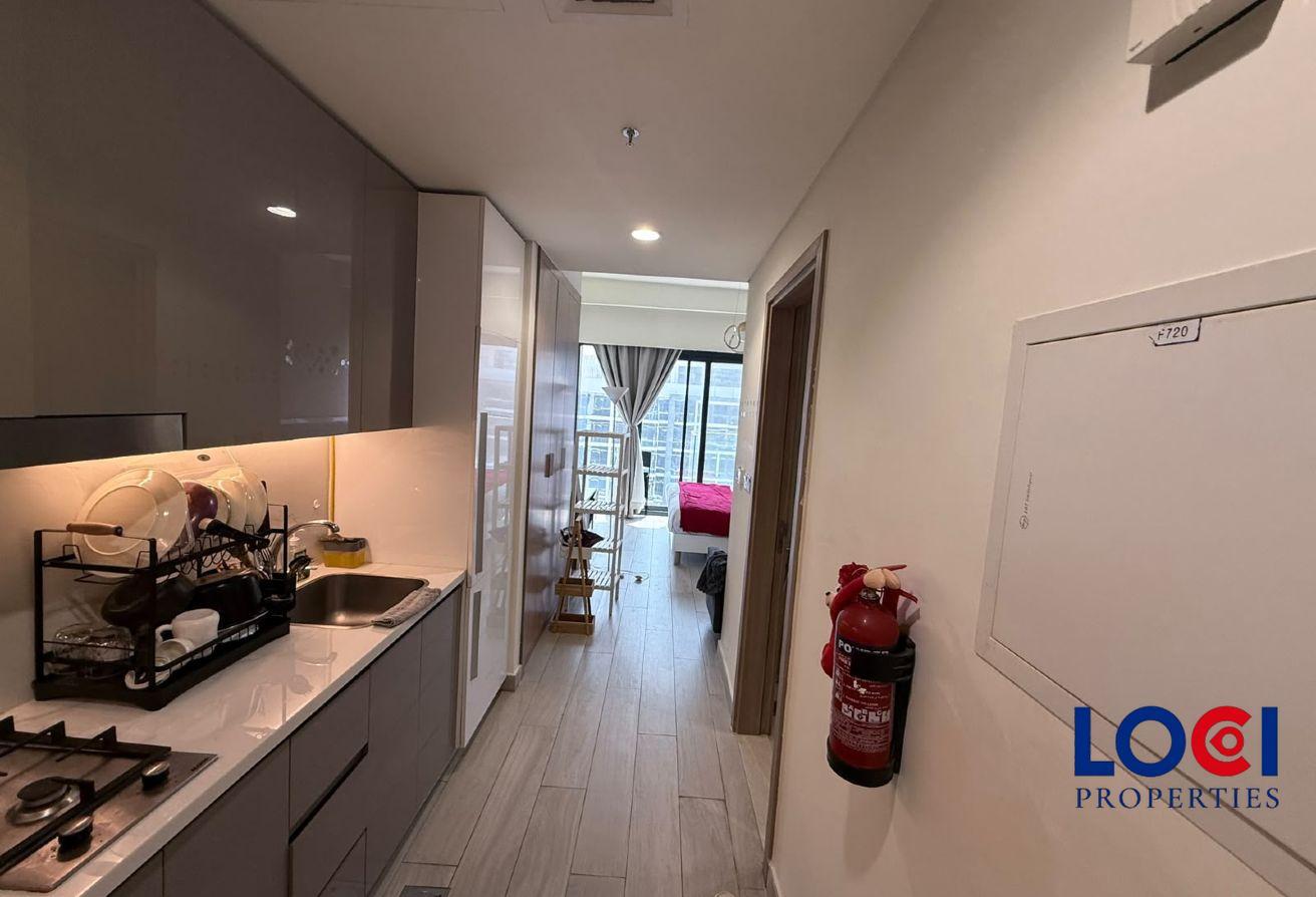 READY TO MOVE | FULLY FURNISHED photo 6