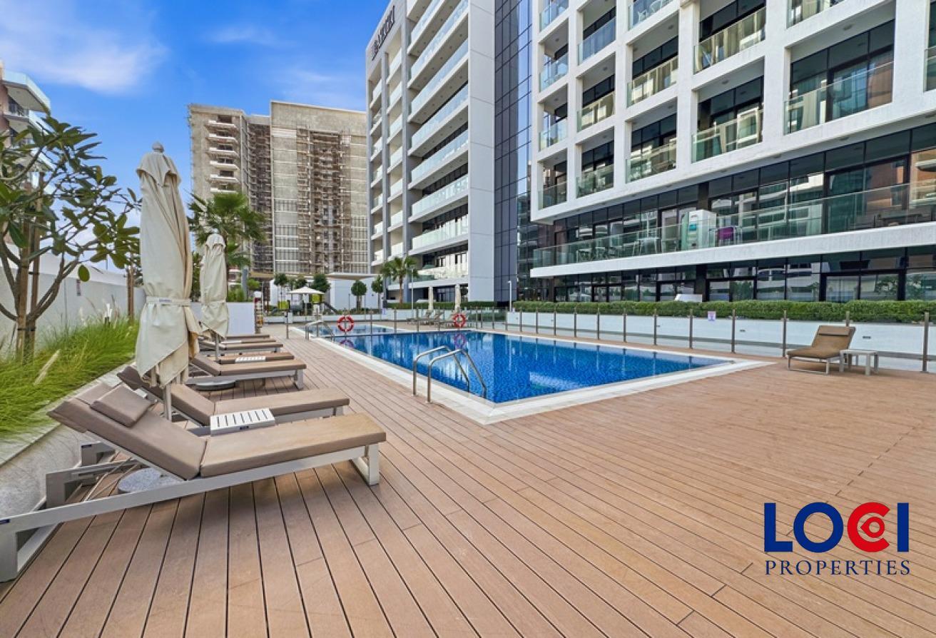 READY TO MOVE | FULLY FURNISHED photo 12