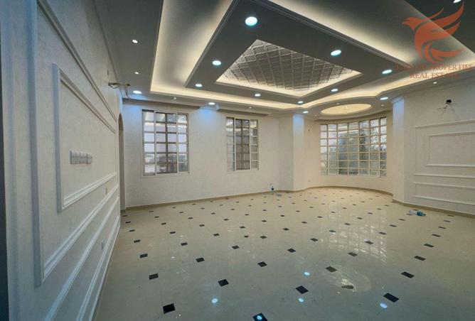 74247855 - صورة العقار 3