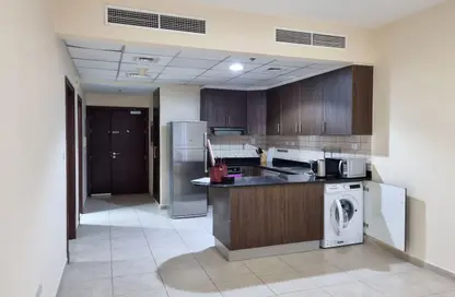 شقة - غرفة نوم - 2 حمامات للايجار في مساكن النخبة - دبي مارينا - دبي