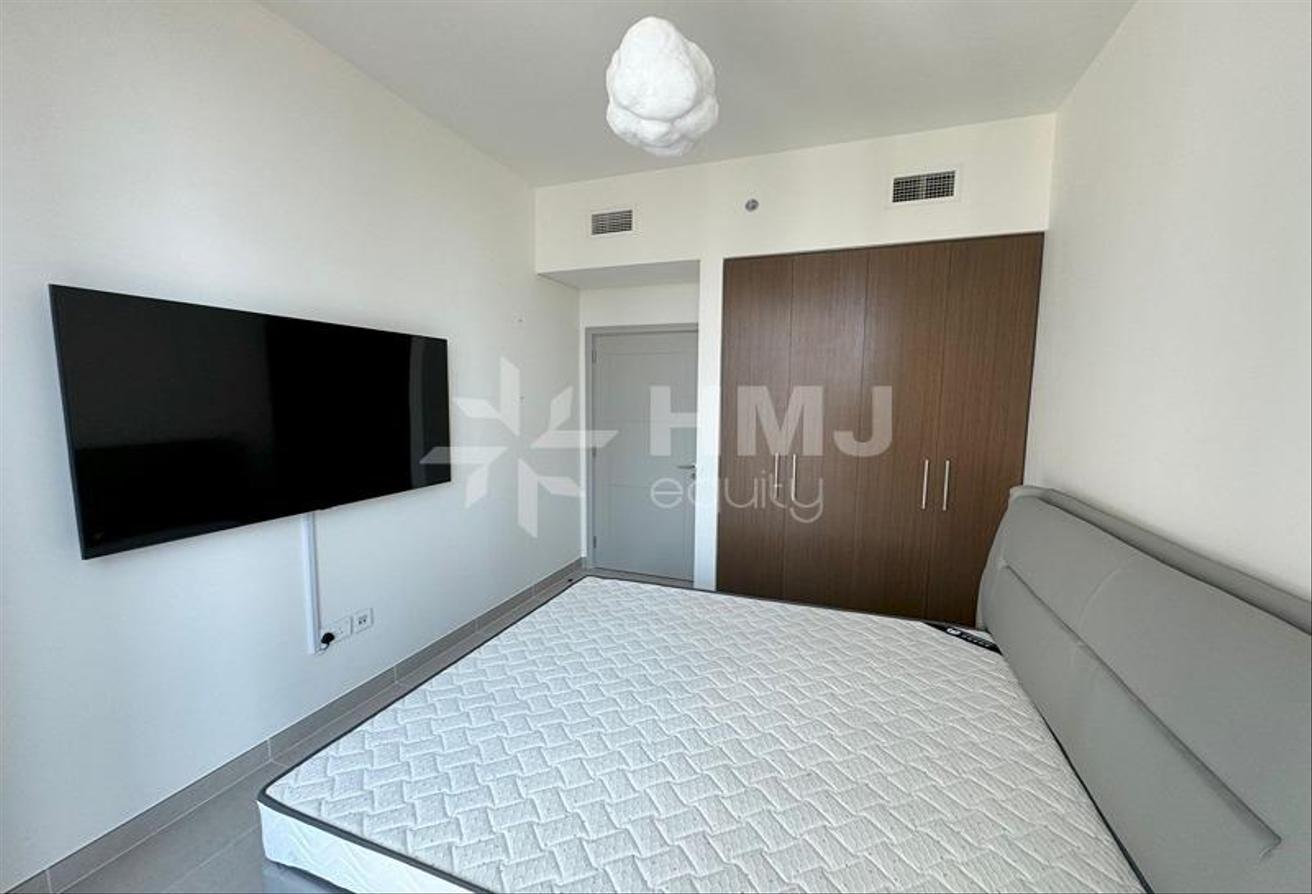 Skyline Living | Spacious Unit | Modern Layout photo 7