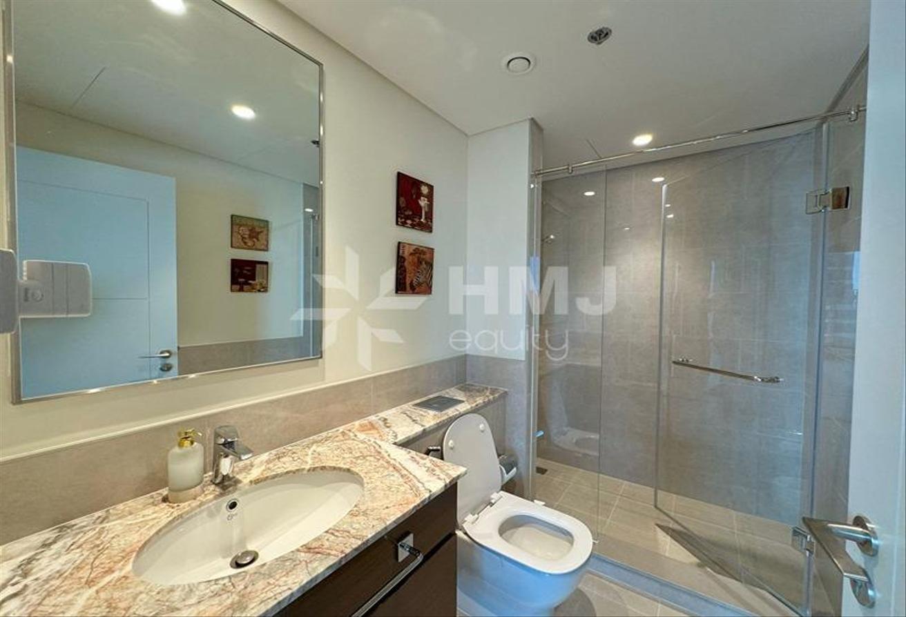 Skyline Living | Spacious Unit | Modern Layout photo 20